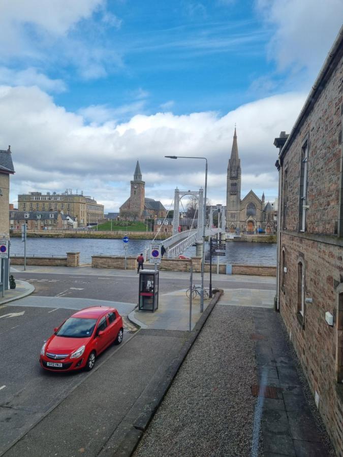 Stunning Spacious Apartment On River Ness Inverness Luaran gambar